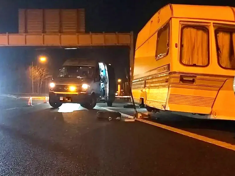Caravan and trailer tyre fitting