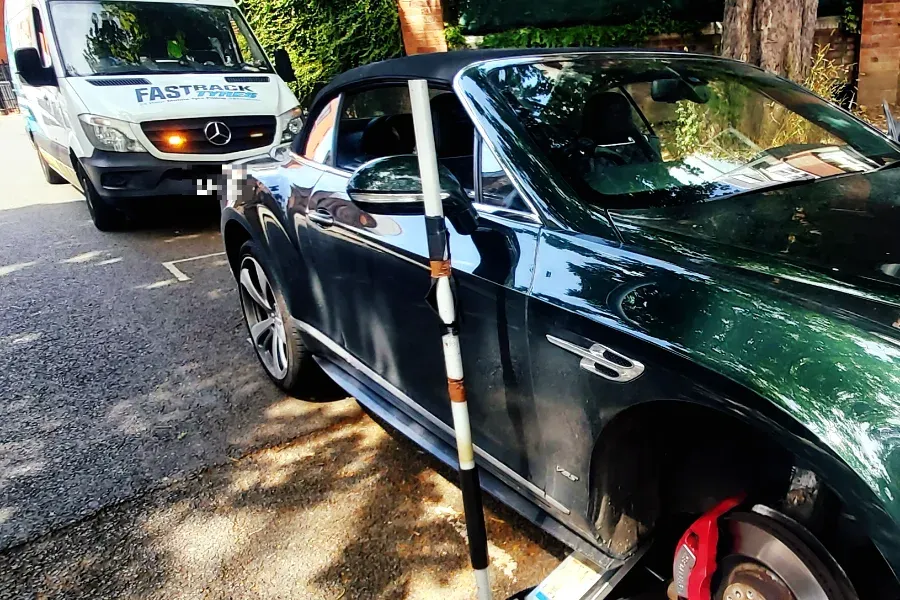 Mobile Tyre Fitting photo