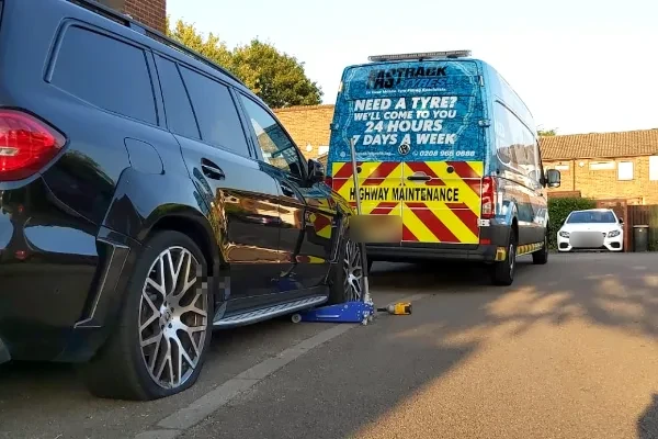 Seasonal tyre swap photo