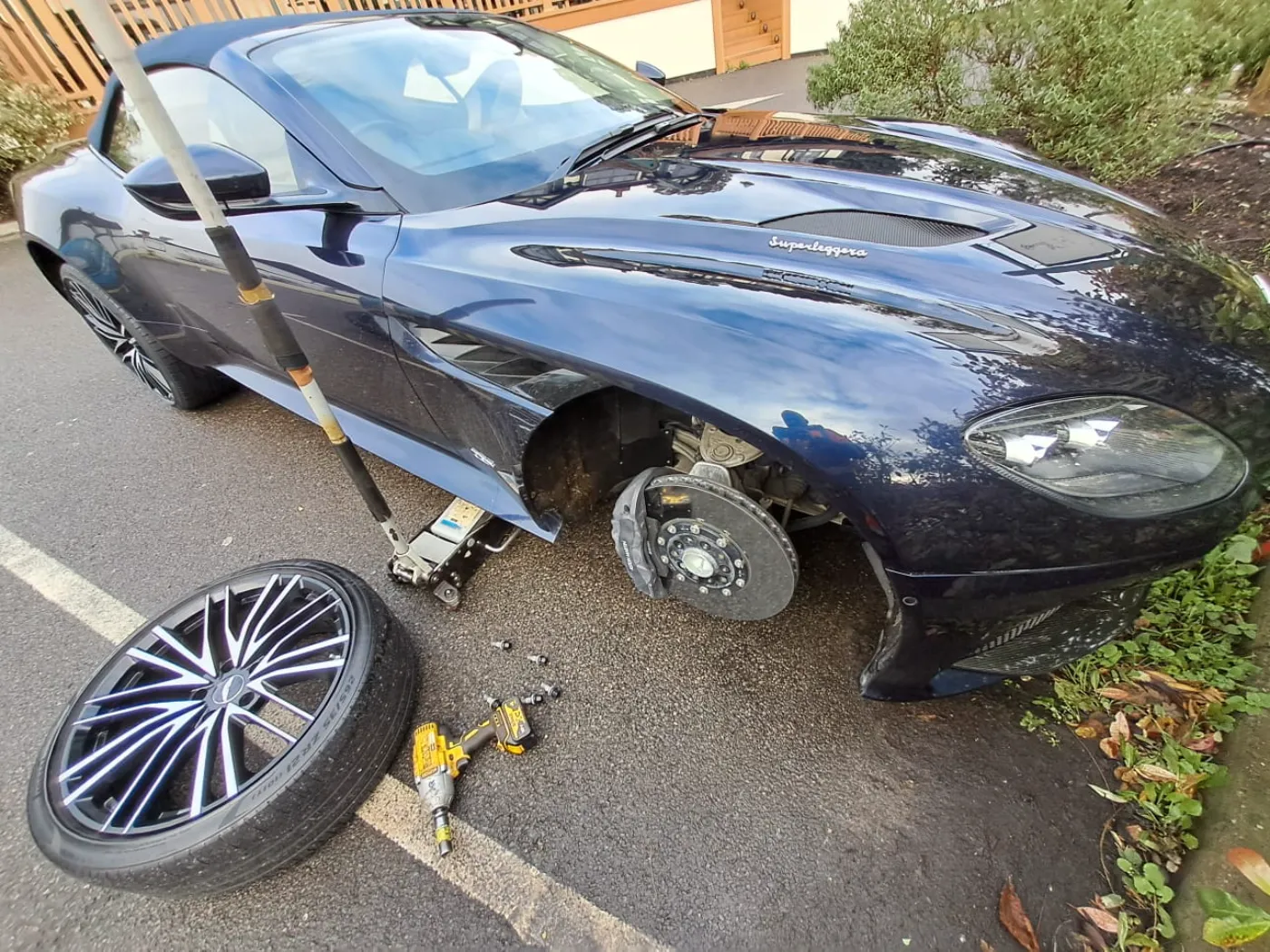 Home Tyre Fitting across Surrey — Fastrack Tyres