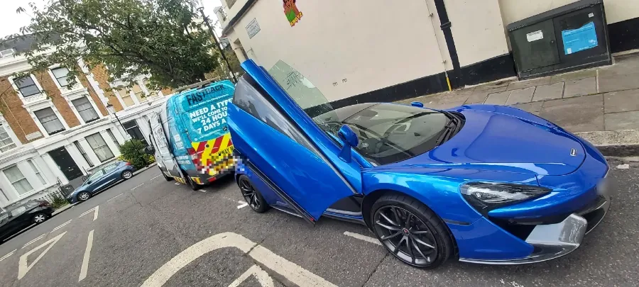 McLaren supercar mobile tyre service in London