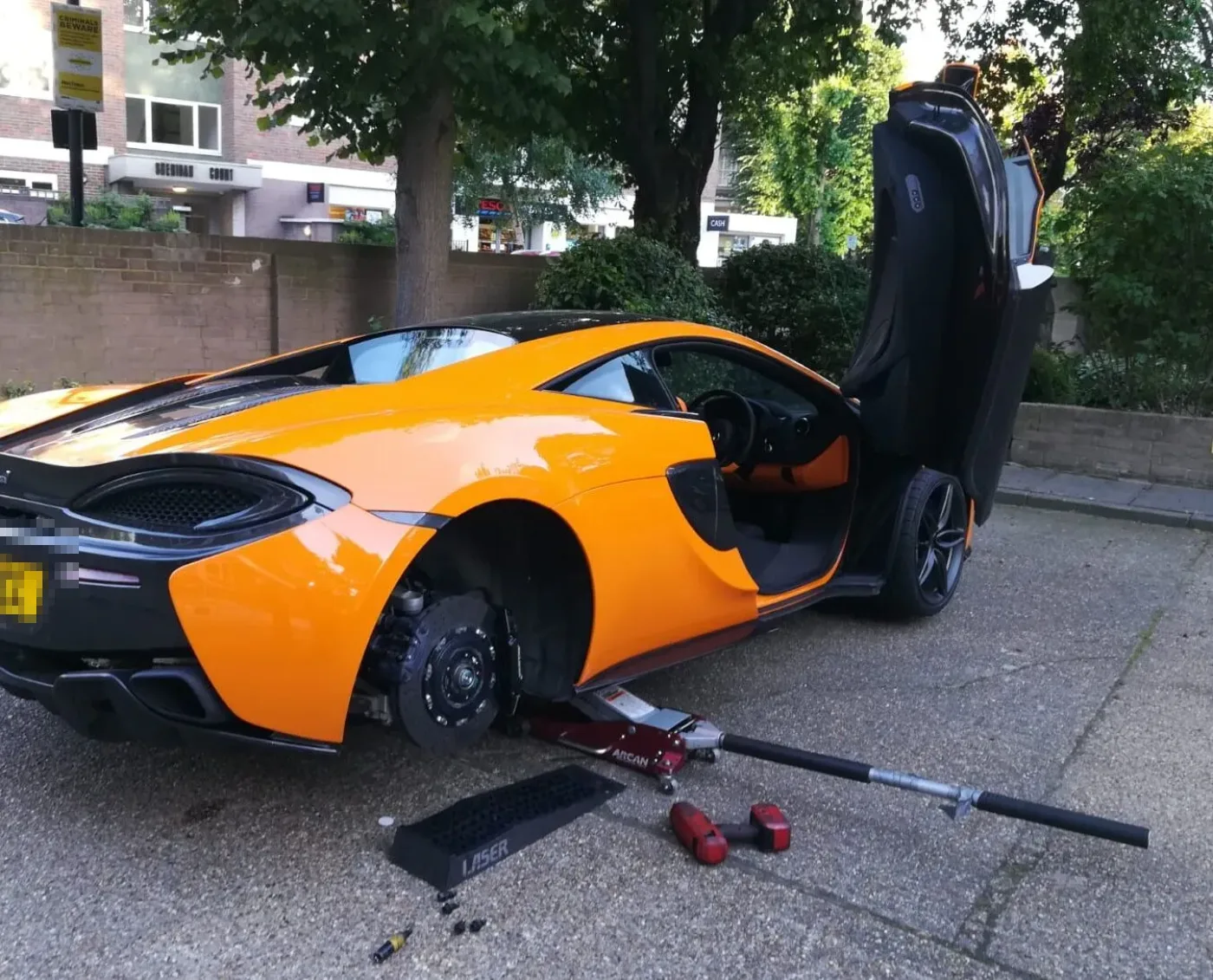 Tyre Swap & Refit across Surrey — Fastrack Tyres