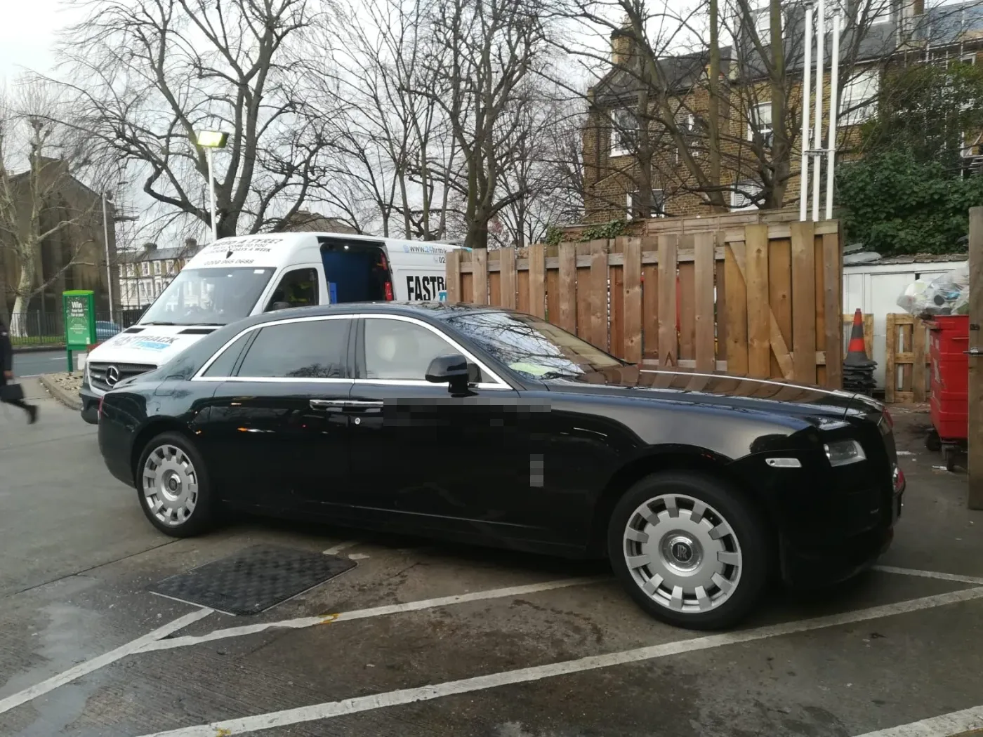 Premium & Performance Tyre Service across Central London — Fastrack Tyres