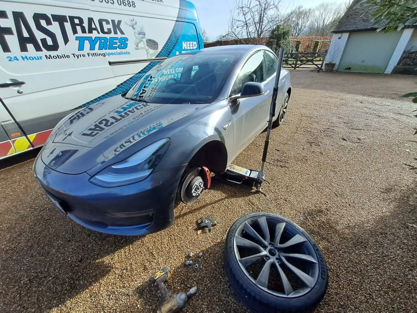 Home Tyre Fitting across Central London — Fastrack Tyres