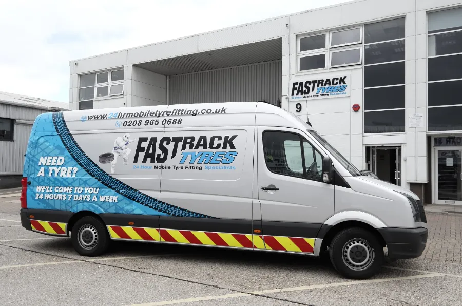 Weekend Tyre Fitting across Central London — Fastrack Tyres