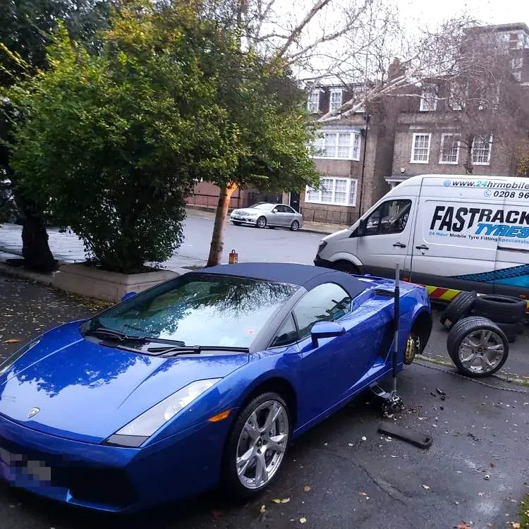 Lamborghini Gallardo tyre replacement London